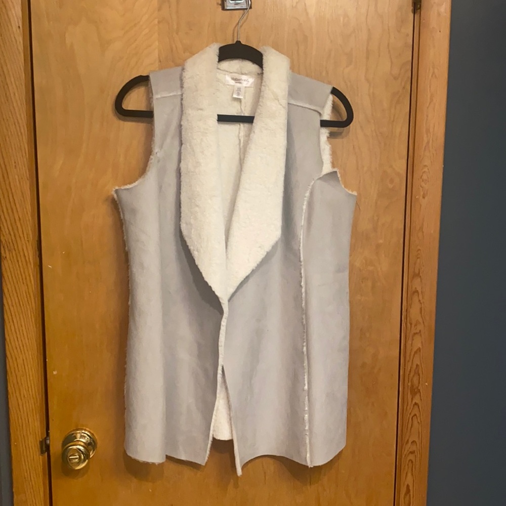 Small maternity vest